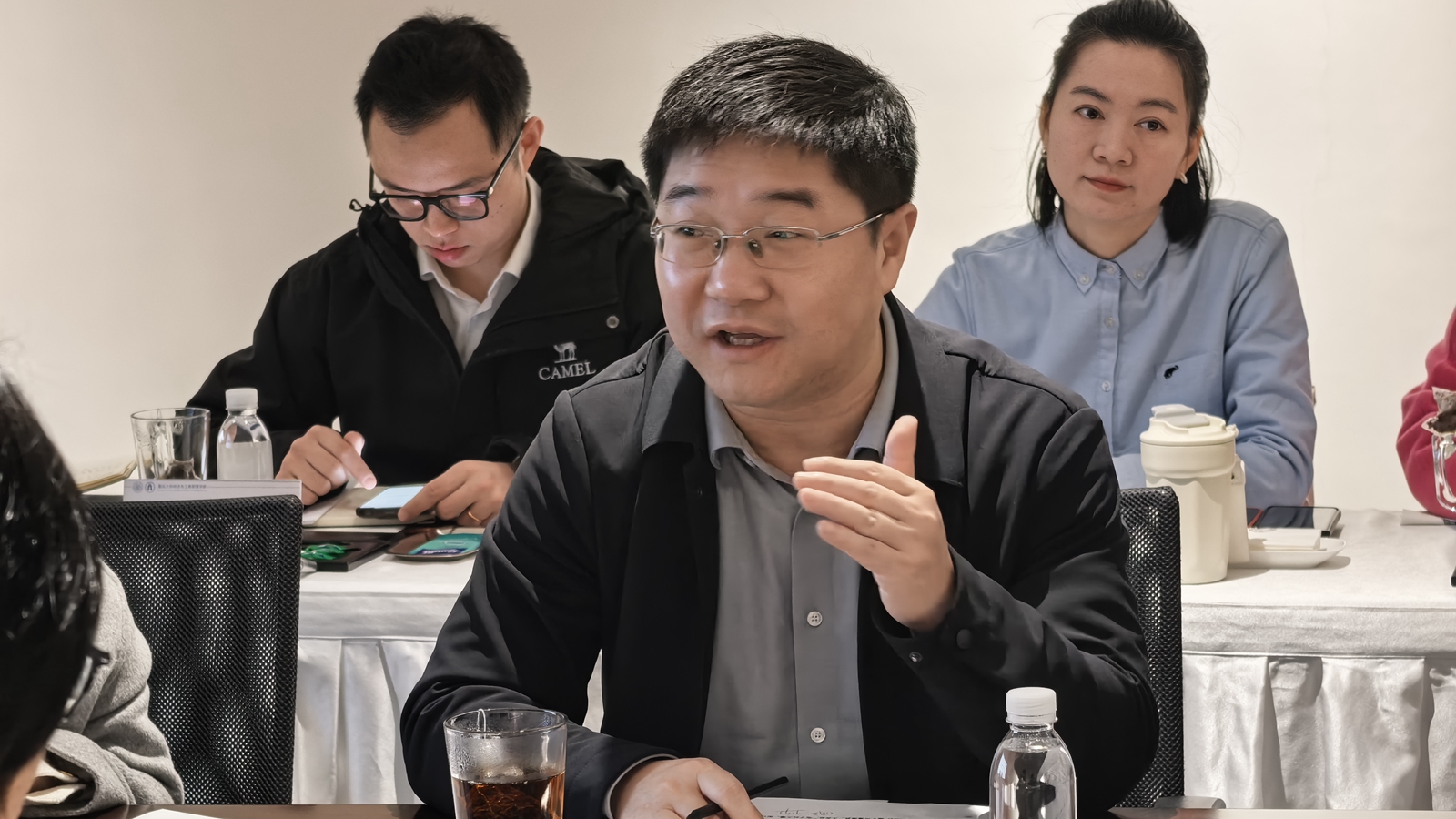 重庆大学经济与工商管理学院召开新学期职业导师工作会-圈子社区