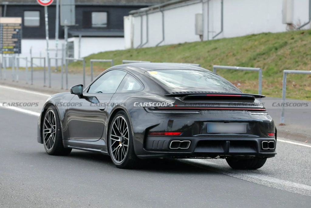 保时捷911混动版首曝 700马力性能怪兽来袭-圈子社区