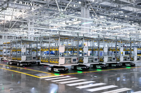 广汽本田黑科技工厂投产，机器人装箱+AI焊接检测创行业先河-圈子社区